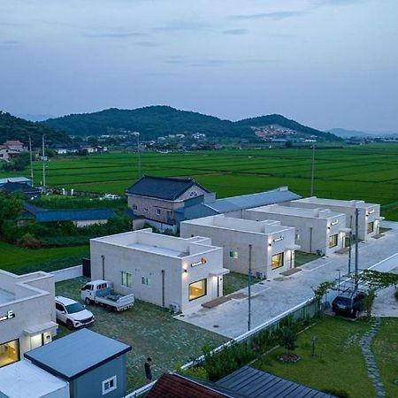 Gyeongju Hathor Pool Villa Luaran gambar